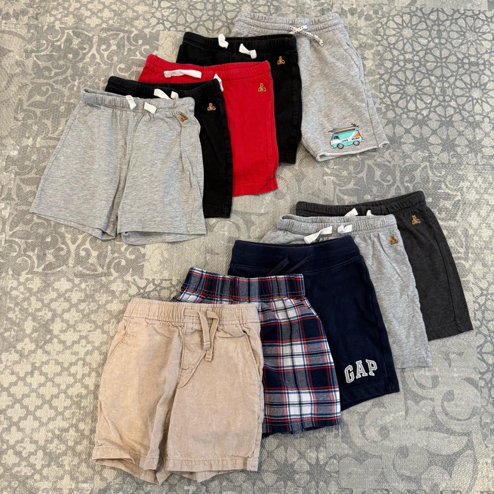 GAP - 3T Assorted boys Kids Shorts lot
